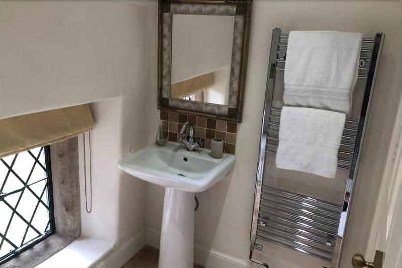 Florence Nightingale Suites At Lea Hurst — photo 5