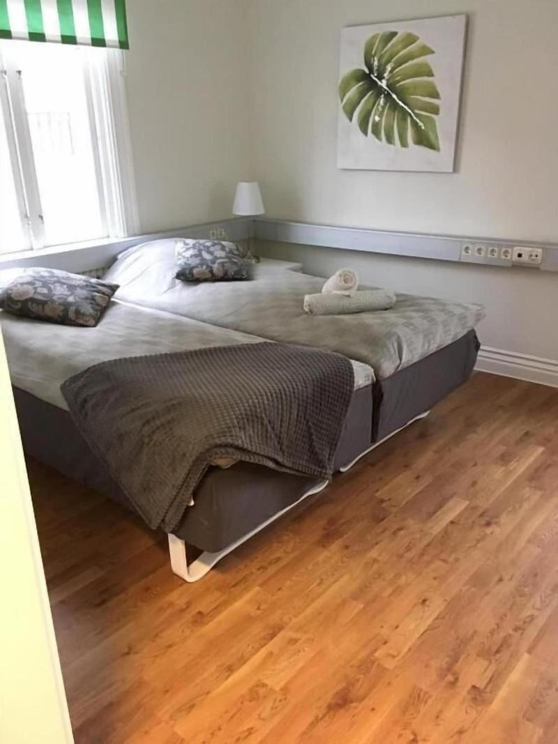 Järnvägshotellet Skara image