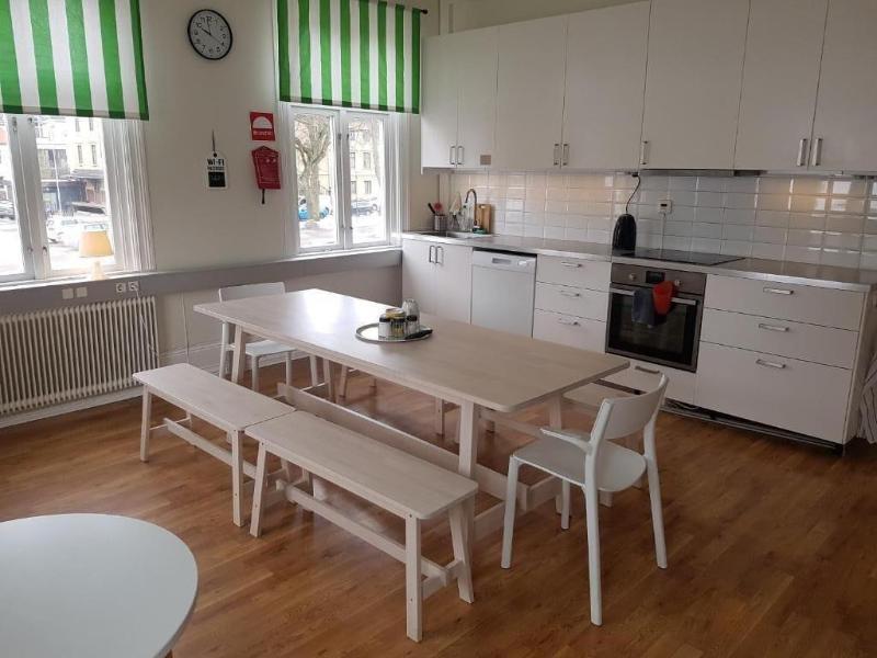 Järnvägshotellet Skara image