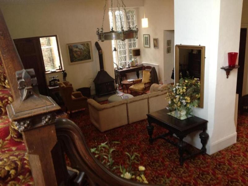 Greenham Hall image