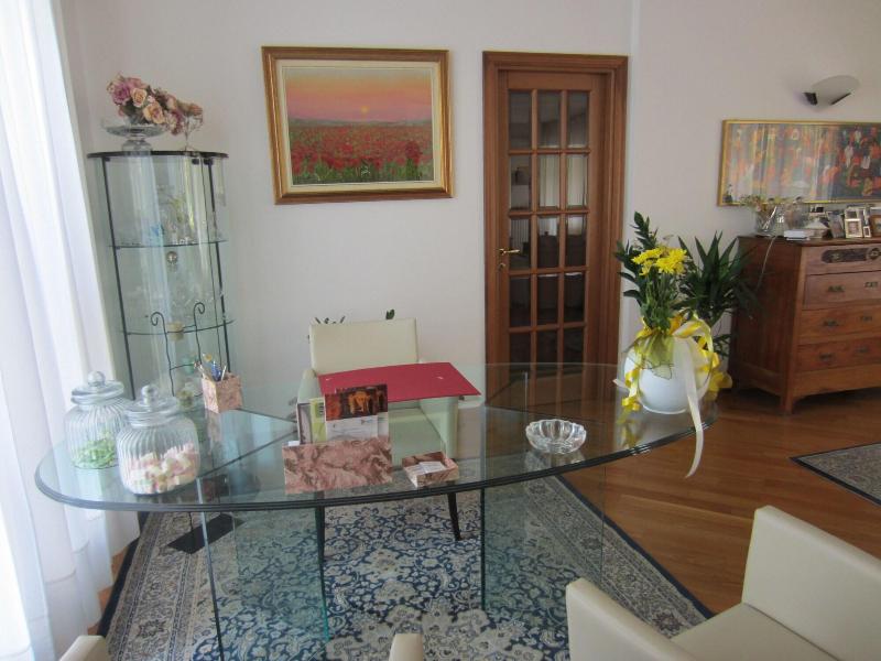 Marinella B image