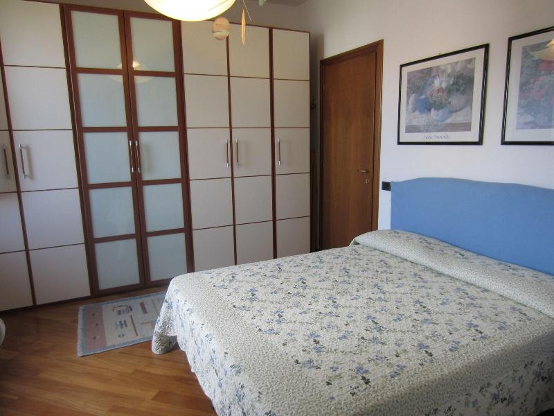 Marinella B image