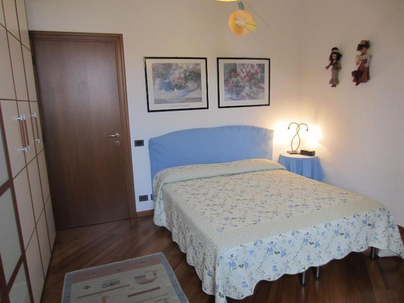 Marinella B image