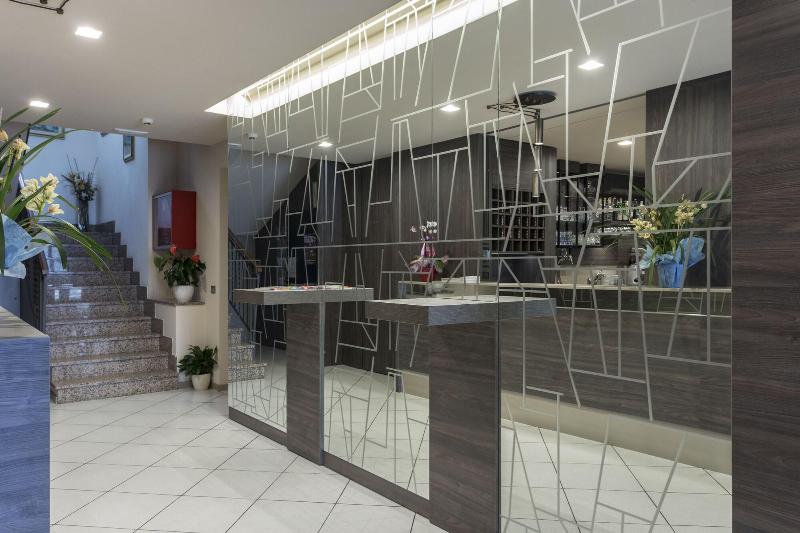 Hotel Veronesi image
