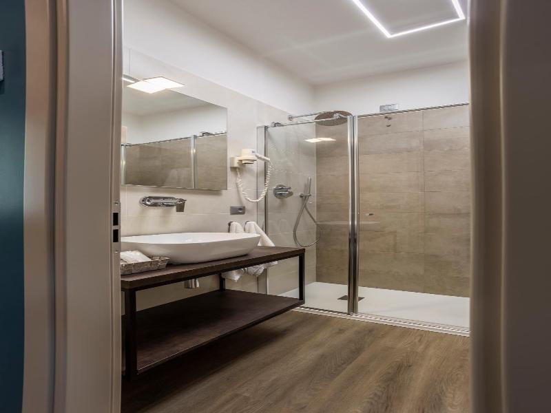 Hotel Veronesi image