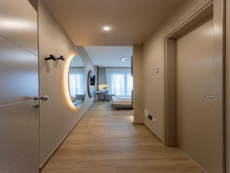 Hotel Veronesi image
