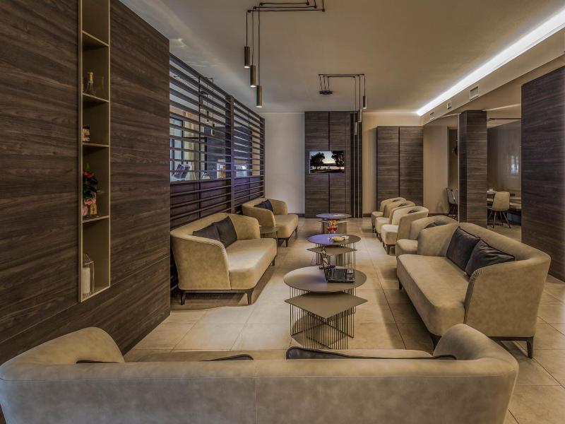 Hotel Veronesi image