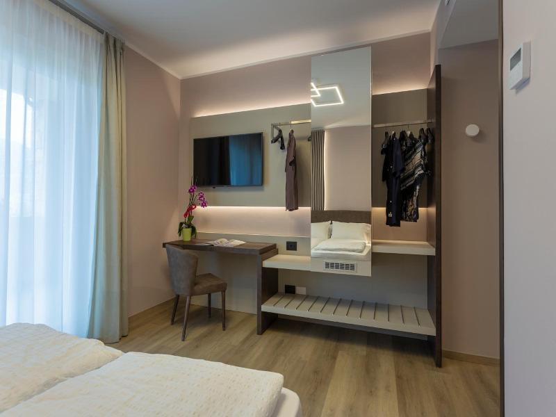 Hotel Veronesi image