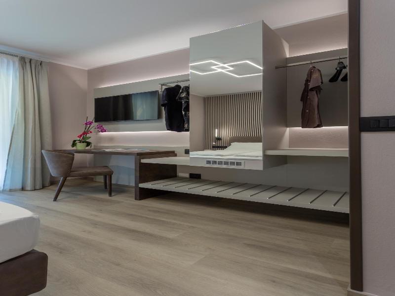 Hotel Veronesi image