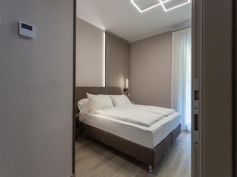 Hotel Veronesi image