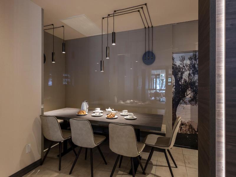 Hotel Veronesi image