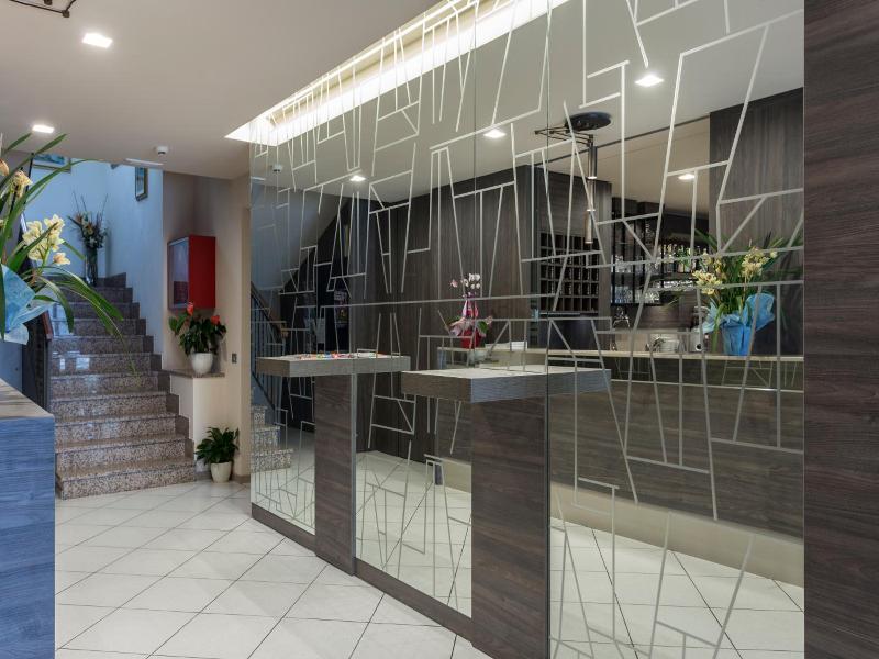 Hotel Veronesi image