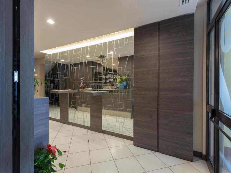 Hotel Veronesi image