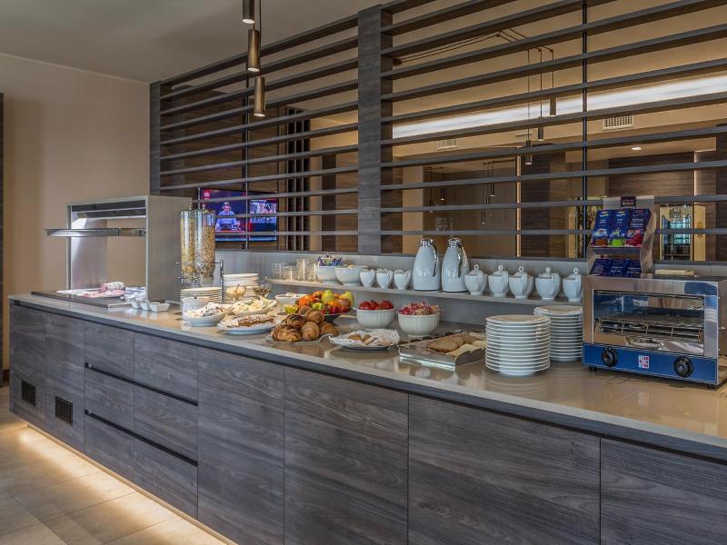 Hotel Veronesi image
