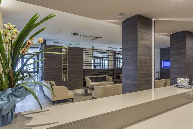 Hotel Veronesi image