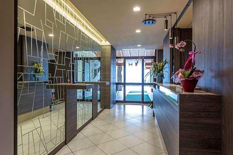 Hotel Veronesi image