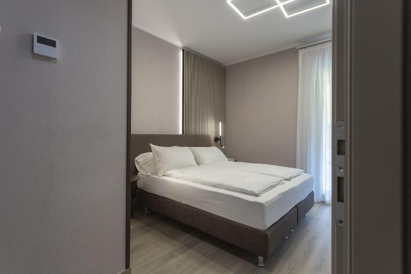 Hotel Veronesi image