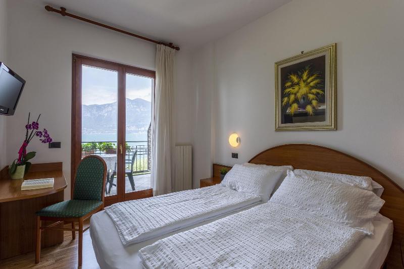 Hotel Veronesi image