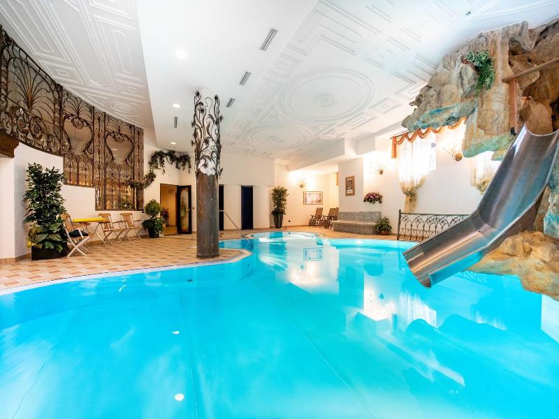 Hotel Alpe image