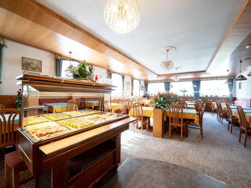 Hotel Alpe image