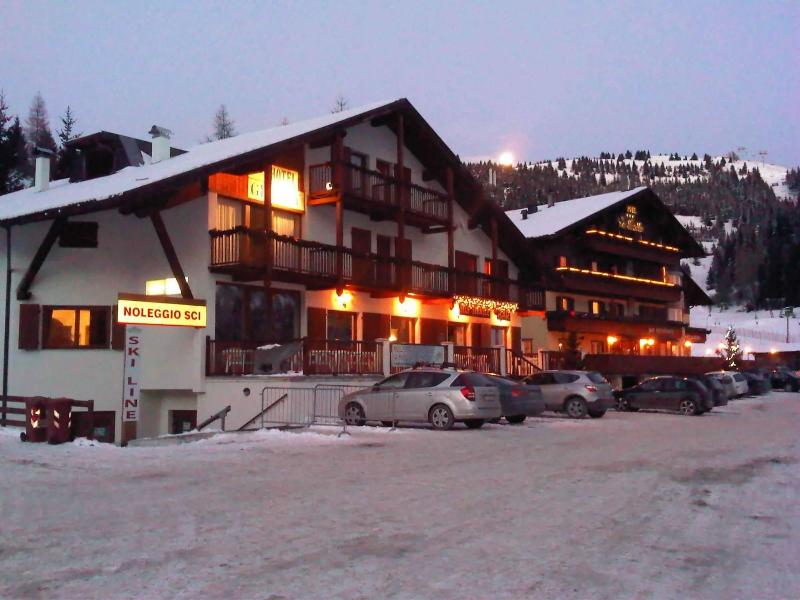 Hotel Grizzly image