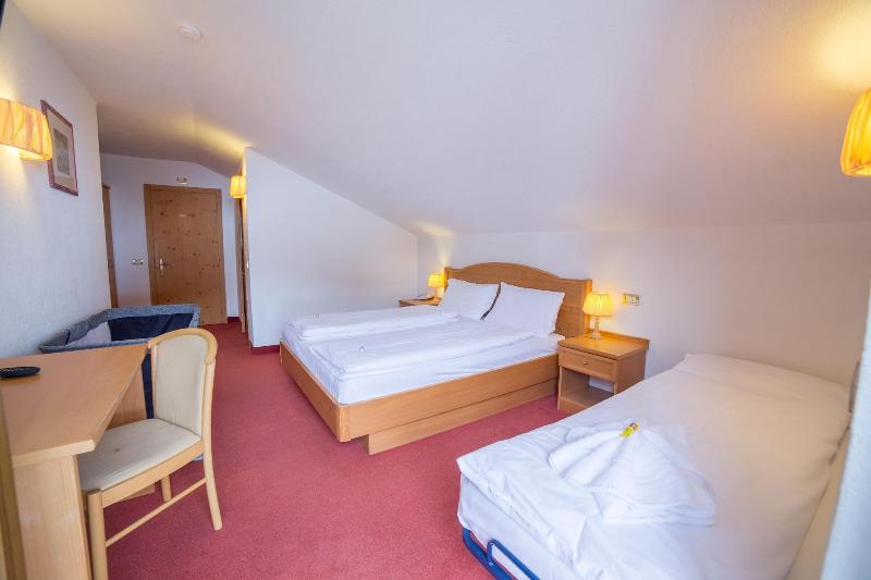 Hotel Grizzly image