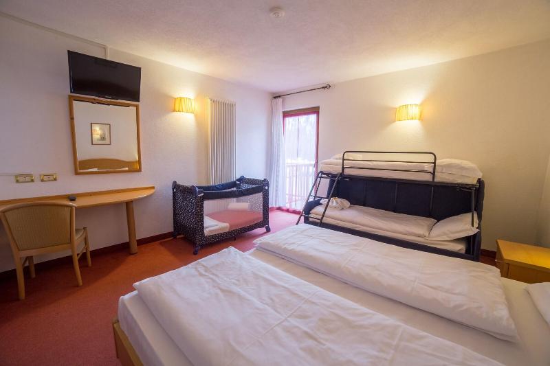 Hotel Grizzly image