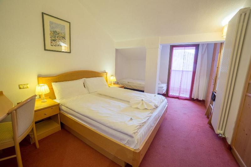 Hotel Grizzly image