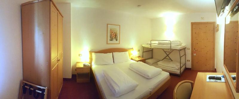Hotel Grizzly image