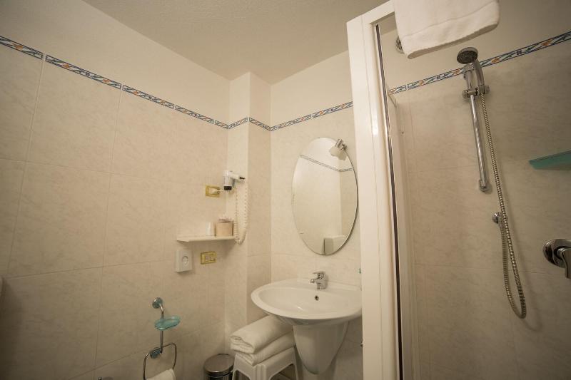 Hotel Grizzly image