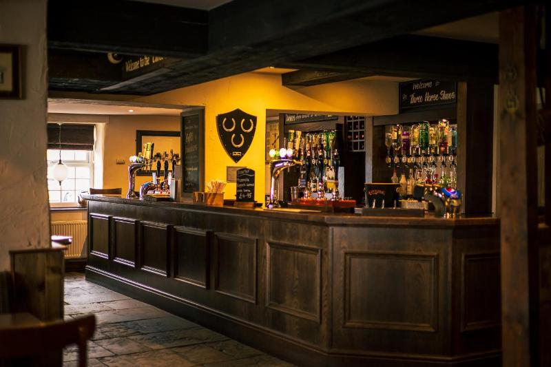 The Three Horseshoes image