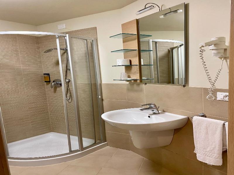 Hotel Campagnola image