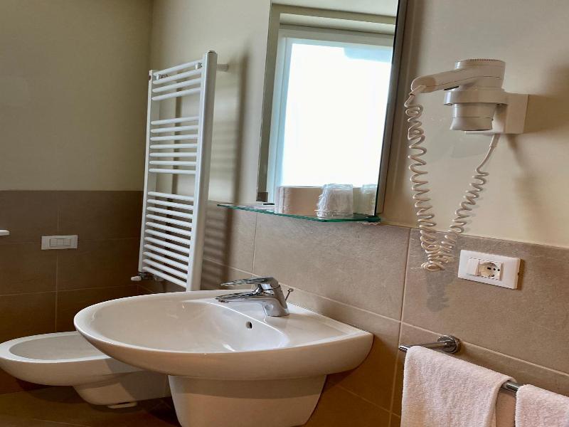 Hotel Campagnola image