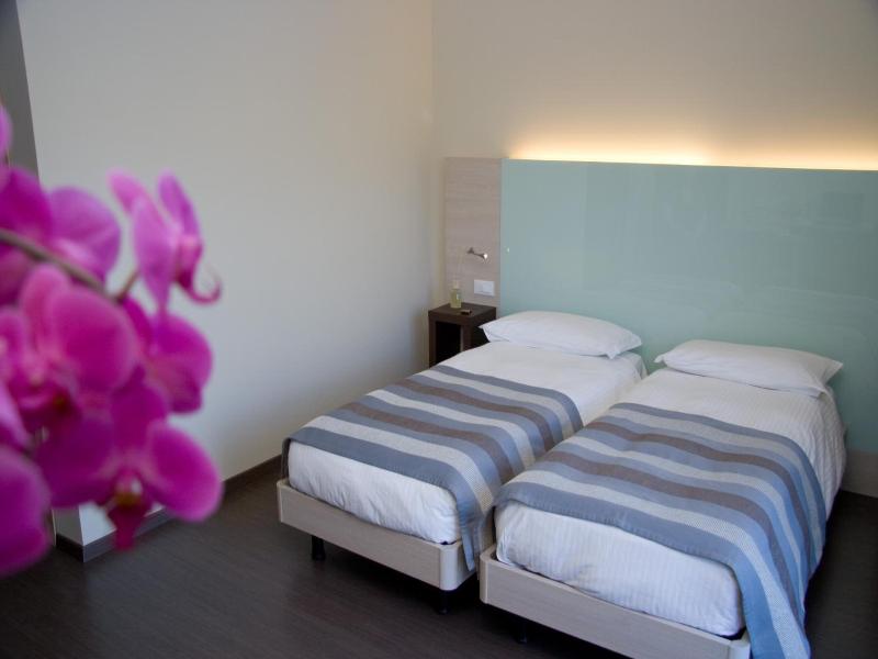 Hotel Campagnola image