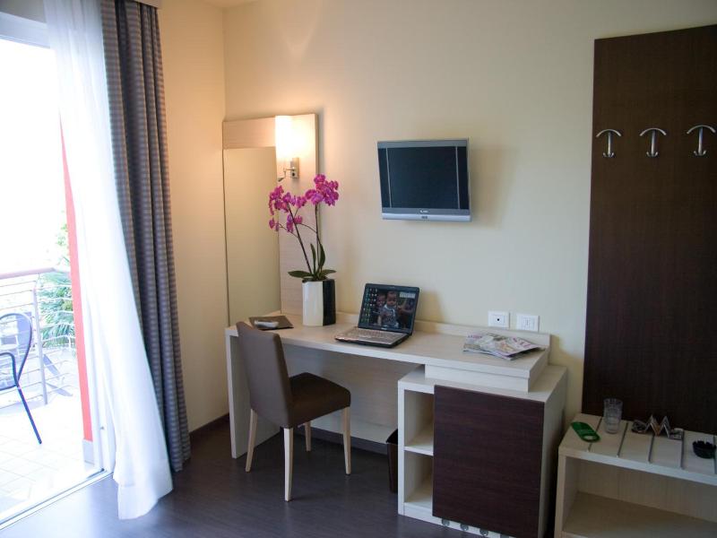 Hotel Campagnola image