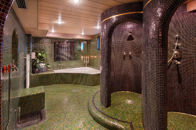 Hotel Auren image