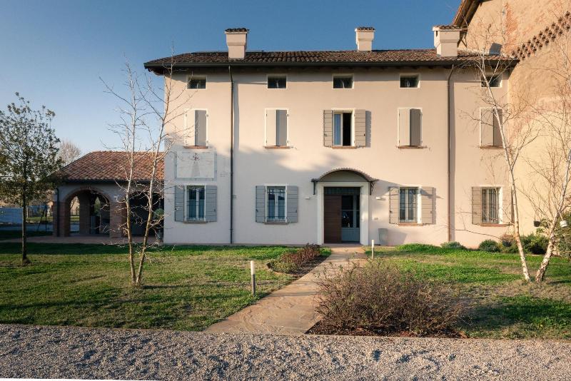 B&B Arcadia, Gualtieri