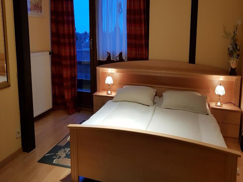 Hotel Julia image