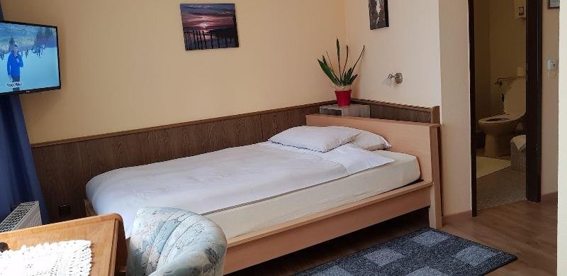 Hotel Julia image