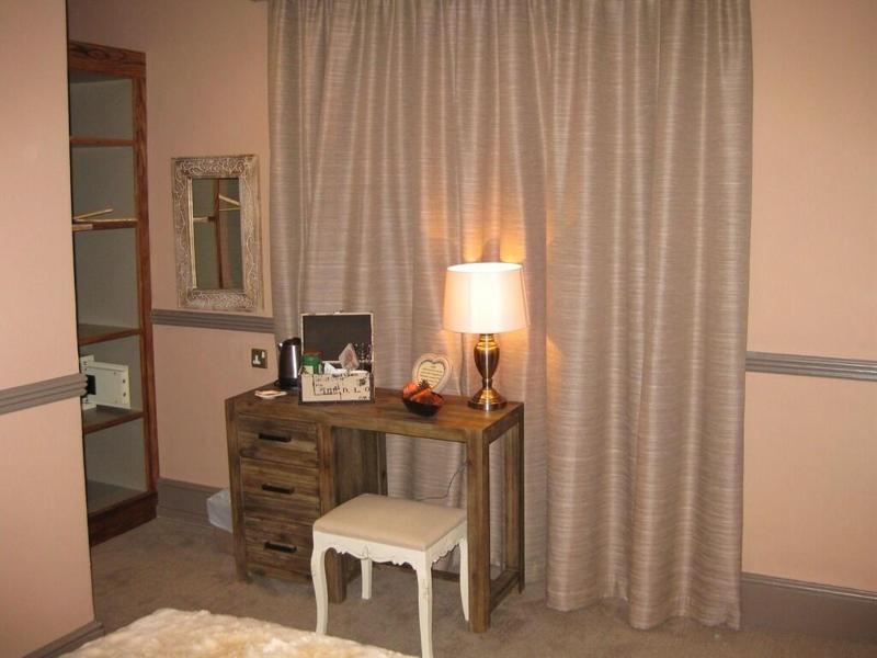 Pen Mill Hotel image