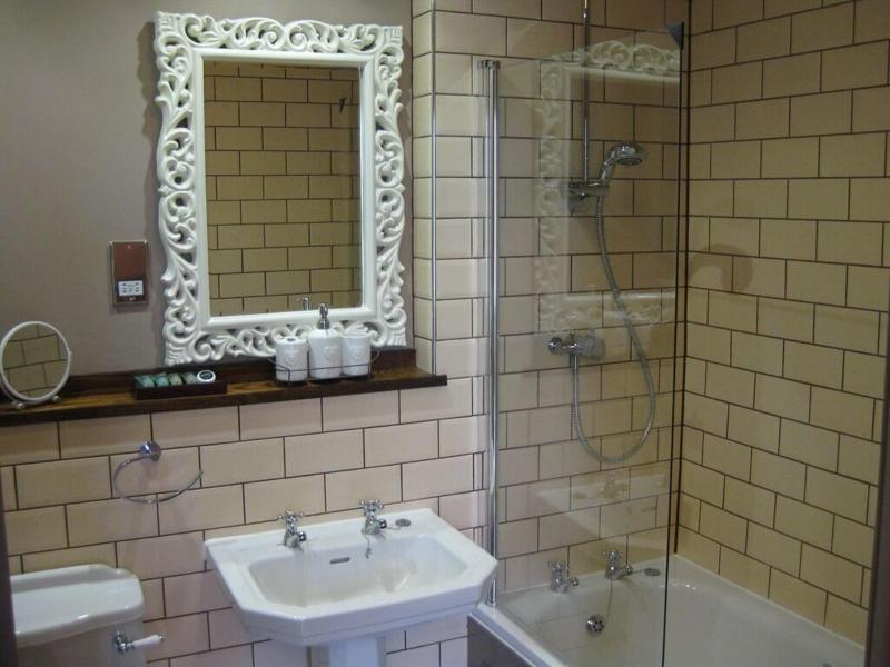 Pen Mill Hotel image