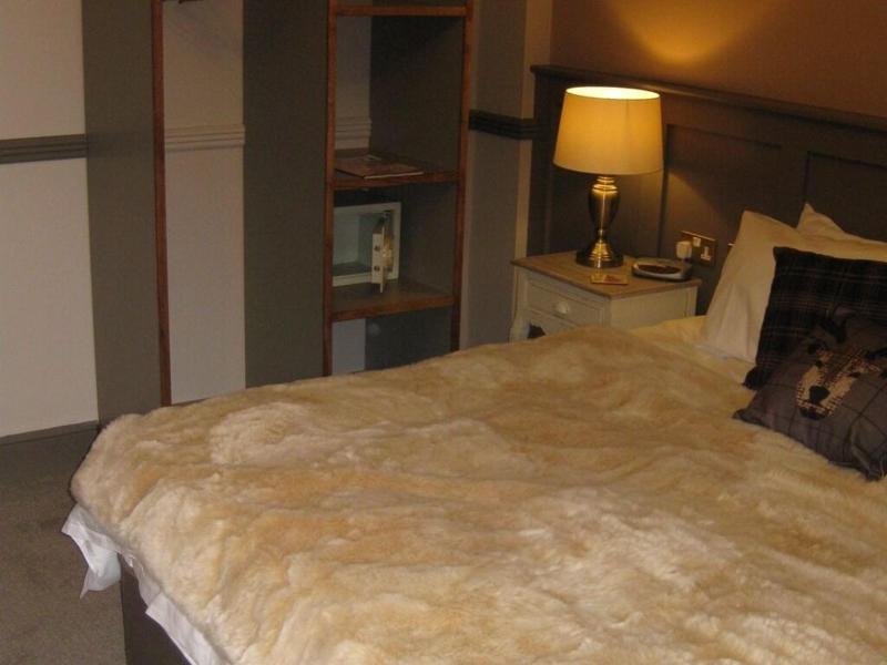 Pen Mill Hotel image