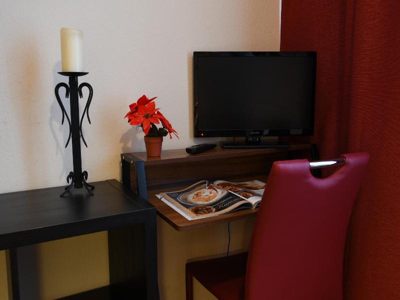 Hotel-pension Charlottenburg image