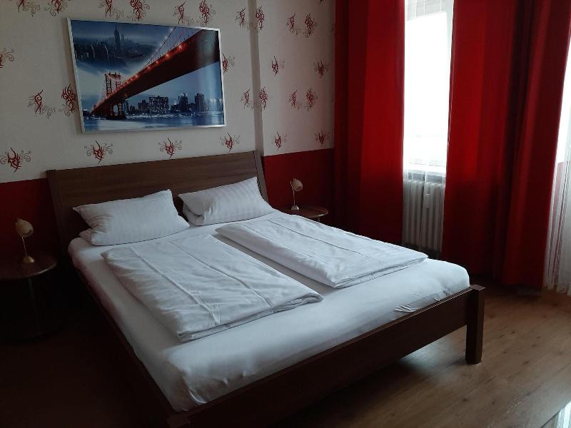 Hotel-pension Charlottenburg image