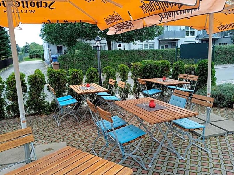 Check Inn Hotel — general view