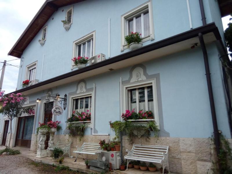 Villa Fiorita image