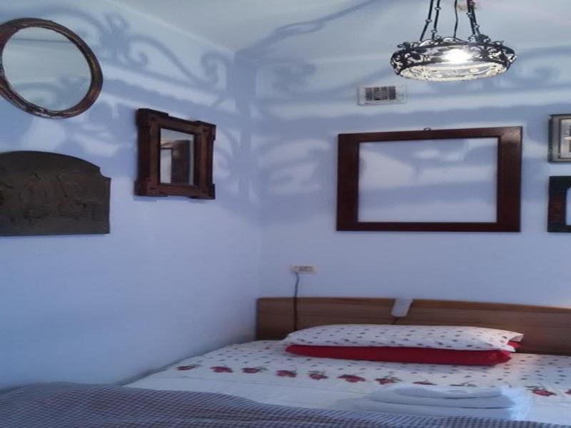 Villa Fiorita image