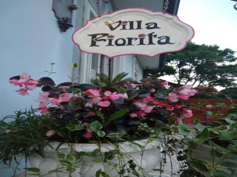 Villa Fiorita image
