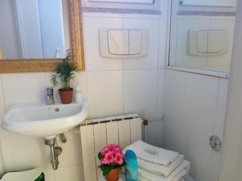 Villa Fiorita image
