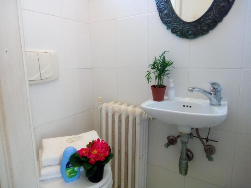 Villa Fiorita image